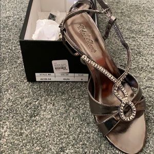 Helen’s Heart Dress Sandals